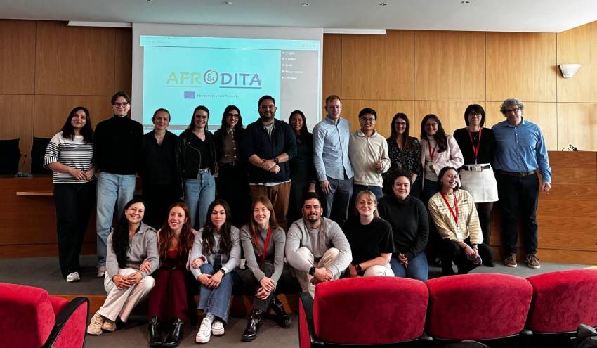 [#if coverImage??]
    [#if coverImage?is_hash]
        [#if coverImage.alt??]
            ${coverImage.alt}
        [/#if]
    [/#if]
[/#if]